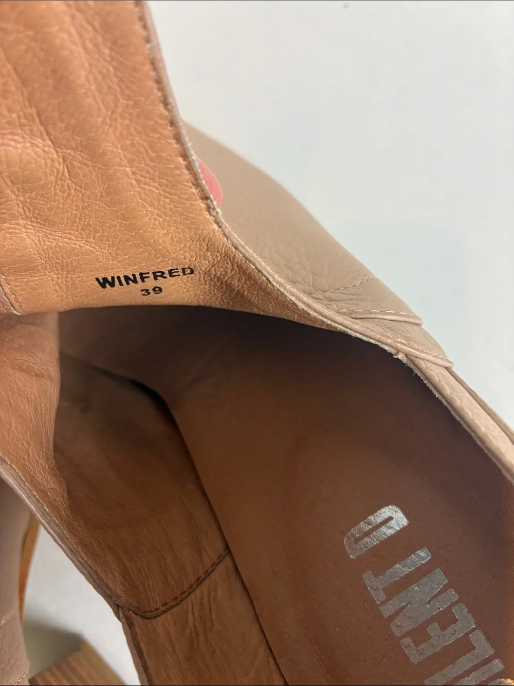 Anthropologie Silent D Winifred Side-Cut Booties Light Brown Leather Women’s 39